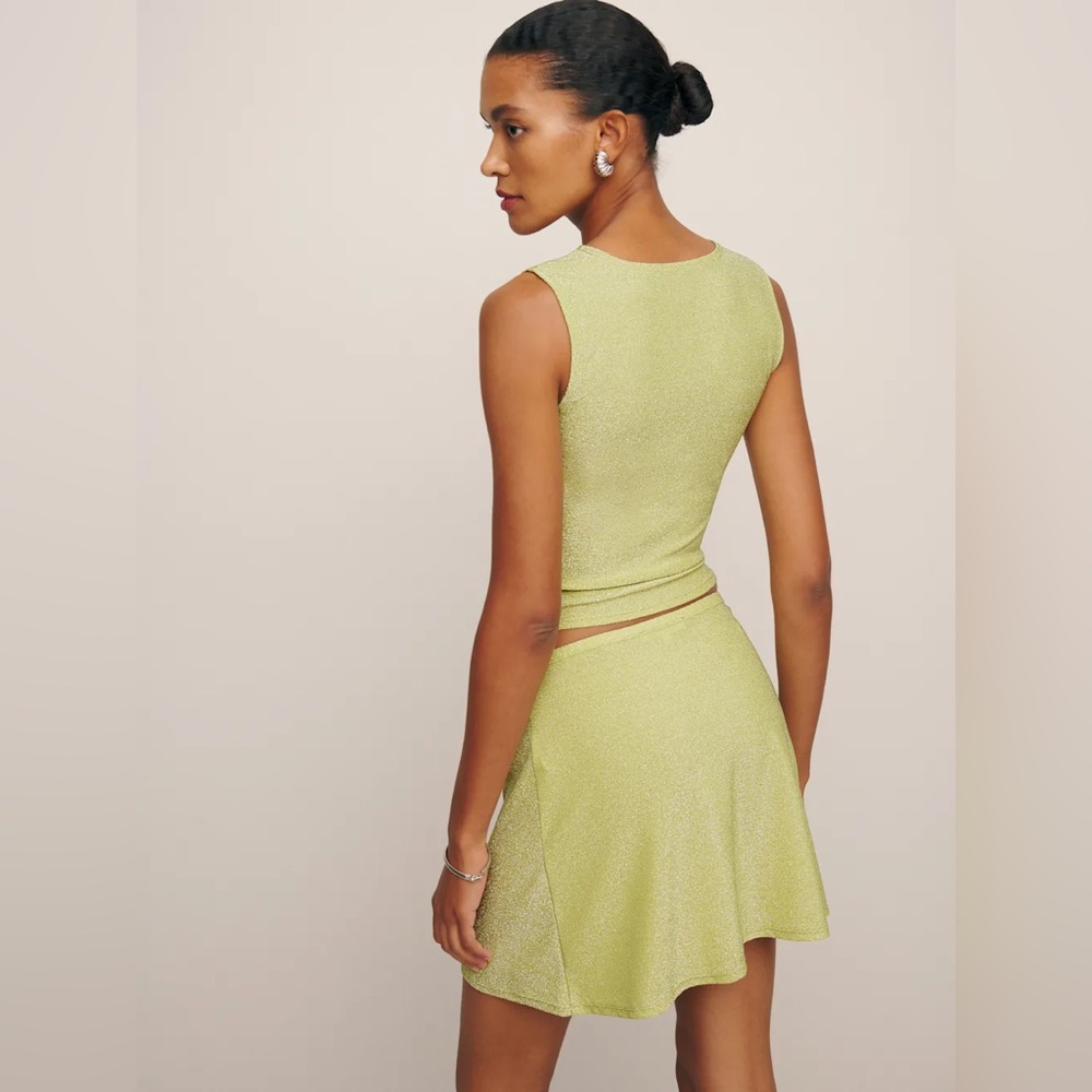 Reformation Andres Knit Top in Sparkling Green - Picture 4 of 9